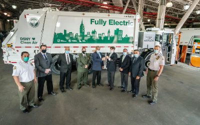 First Mack LR Electric Begins Service in NYC