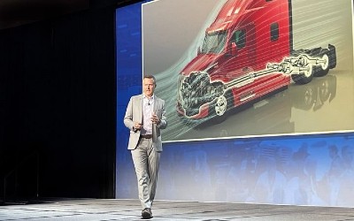 4 Ways to Accelerate Electric Truck Adoption